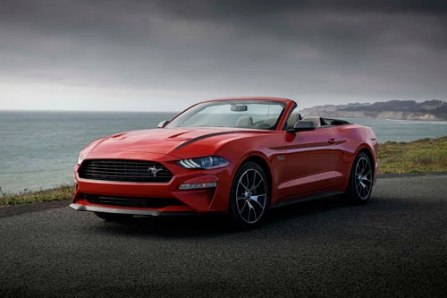 3. Ford Mustang GT Convertible 2020.