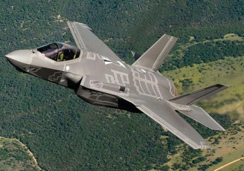 Thời đại máy bay tàng hình F-35 đã bị UAV "kết liễu"?