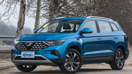SUV động cơ tăng áp, giá rẻ bất ngờ