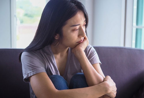 Bị mẹ chồng đuổi khỏi nhà vì 5 năm không sinh được con nhưng đọc tâm sự của cô vợ, ai nấy đều khuyên: "Ngày xưa chồng bỏ thì lo, ngày nay chồng bỏ trời cho đổi đời"