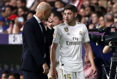 Valverde và Zinedine Zidane.