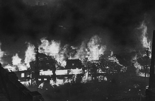Trận không kích kinh hoàng nhất lịch sử Tokyo