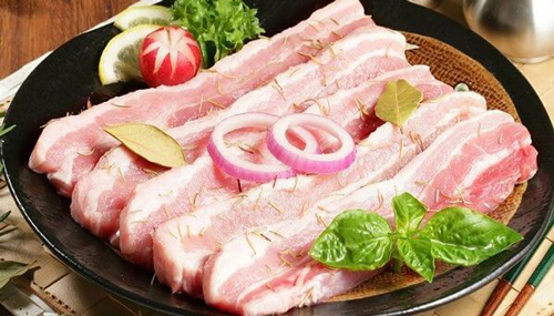 Sườn, thịt lợn có những dấu hiệu này chớ có ăn kẻo ‘ân hận mấy cũng muộn’