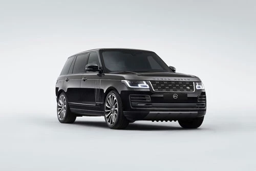 Chiếc Range Rover SVAutobiography của Anthony Joshua OBE.