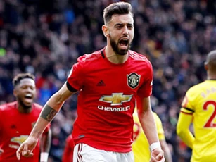 M.U: Bruno Fernandes thành công vì 'làm vua xứ mù'