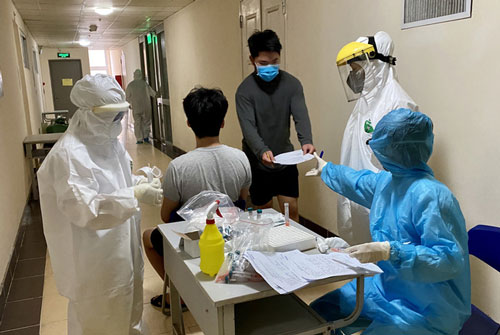 Viettel miễn phí data và cước liên lạc cho lực lượng tuyến đầu chống dịch COVID-19