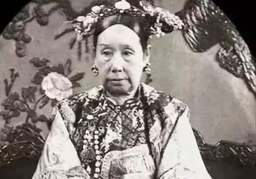 Từ Hy Thái Hậu yêu thích một món ăn đến mức sử dụng liên tục suốt 10 năm, khi biết được thành phần đã xử tử đầu bếp ngay lập tức