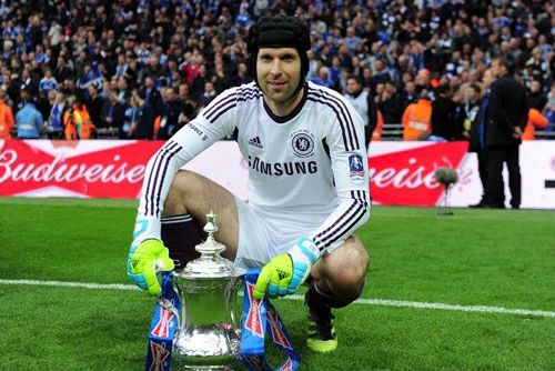 4. Petr Cech (số trận giữ sạch lưới: 49). Ảnh: Bleacherreport.