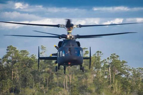 Mỹ tiếp tục là quốc gia đi đầu trong lĩnh vực phát triển khí tài quân sự. Mẫu trực thăng đa nhiệm SB-1 Defiant được thiết kế để giữ vai trò chủ lực trong quân đội Mỹ