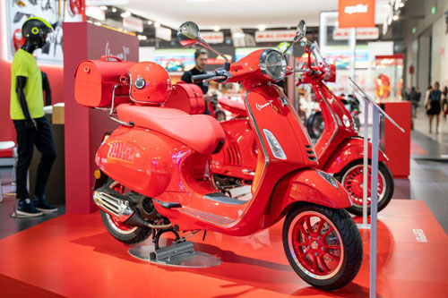 Vespa Primavera 125 RED 2020.