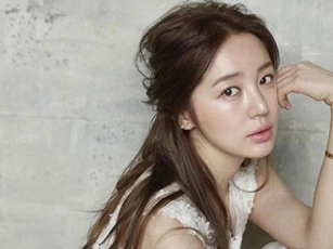 Yoon Eun Hye tiết lộ 8 năm chưa hẹn hò với ai