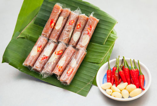 Khám phá xứ Thanh sẽ là đáng tiếc nếu chưa thử món nem chua nổi tiếng