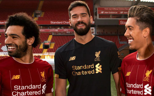 New Balance tuyên bố sẵn sàng kiện Liverpool