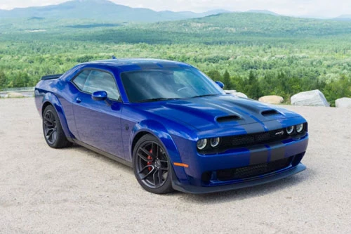 Dodge Challenger SRT Hellcat Redeye.