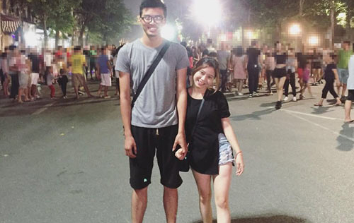 Tình yêu của 'đôi đũa cực lệch' khi chàng cao 1m82 còn nàng chỉ 1m47 'gây bão' cộng đồng mạng