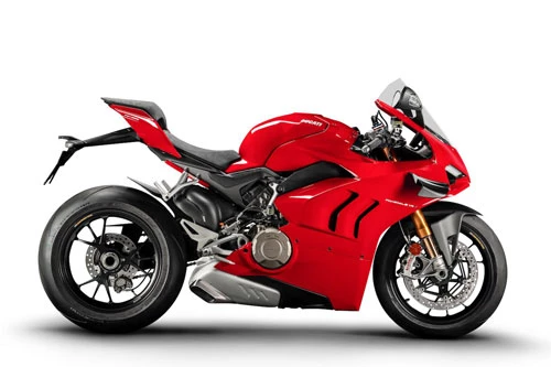 1. Ducati Panigale V4S.