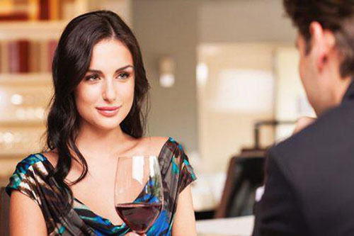 Vừa ly hôn xong, chồng thay số điện thoại, block luôn facebook vợ cũ nhưng 1 tháng sau mở ra, anh lại 'choáng váng' với những gì hiện lên trước mắt