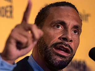 Huyền thoại M.U muốn fan Liverpool chấp nhận hủy kết quả mùa 2019/20