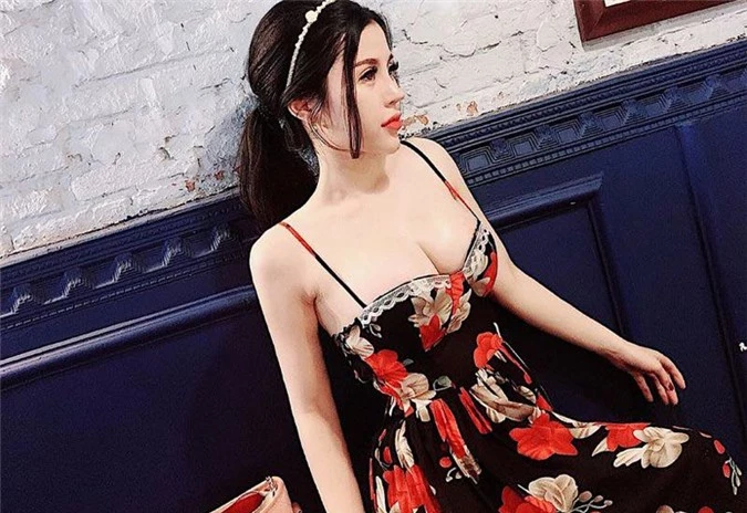 3 hotgirl MXH chi tiền tỉ &#34;đập mặt xây lại&#34;, sinh con ra càng lớn càng đẹp lạ kì - 17