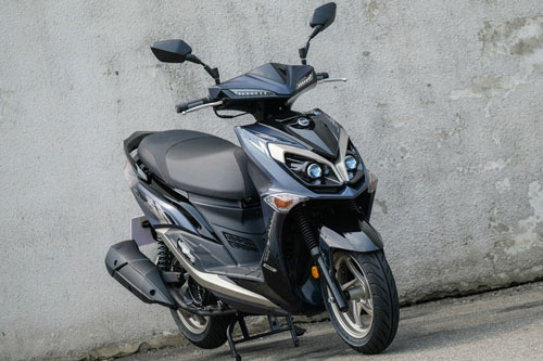 Xe ga 125 phân phối, phanh ABS 2 kênh, giá gần 60 triệu đồng