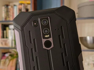 Smartphone ‘nồi đồng cối đá’, pin 5.000 mAh, giá rẻ bất ngờ