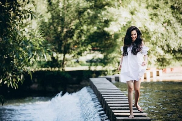 Hiền Thục khoe loạt ảnh như 'thời còn xuân', nhưng đây mới là thứ khiến nhiều người mê mẩn