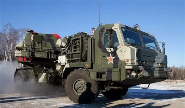 Tên lửa S-400 Triumph của Nga hay Patriot của Mỹ ngầu hơn? - Ảnh 3.