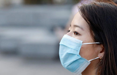 Văn hóa ảnh hưởng đến quyết định đeo khẩu trang như thế nào?