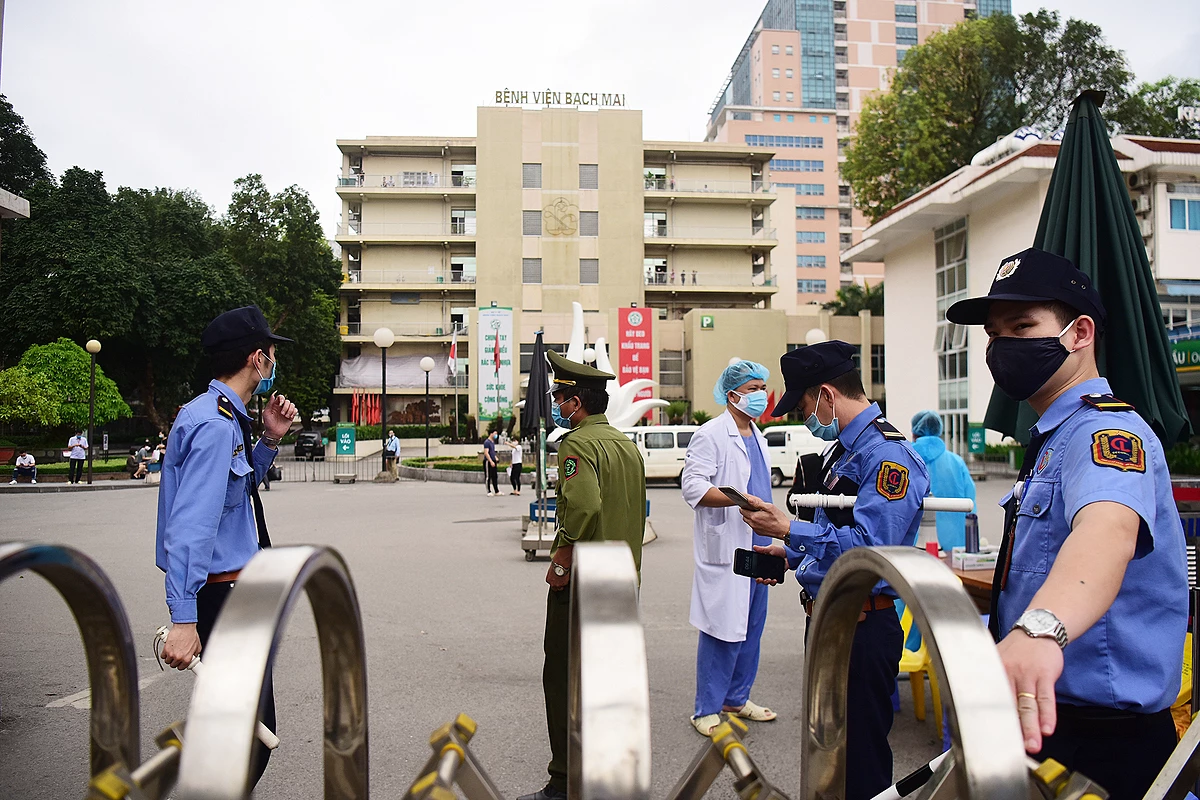 Việt Nam có 203 ca dương tính tính với Covid-19, trong đó các các ca liên quan đến Bệnh viện Bạch mai.