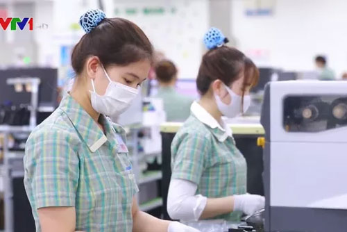 Kinh tế Việt Nam đứng vững trước cú sốc bên ngoài