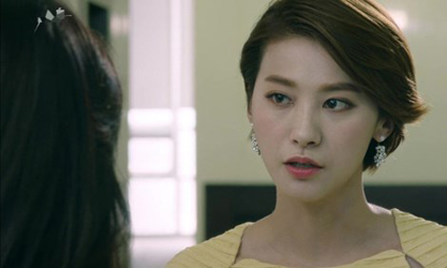 Tự xưng bồ của chồng tới báo mang thai tôi đáp lại câu khiến cô ta quỳ xin tha, hốt hoảng ra khỏi nhà