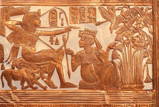 Bên trong lăng mộ của Pharaoh Tutankhamun. Ảnh: Daily Mail.