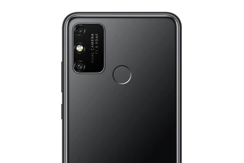 Honor Play 9A có 2 camera sau. Cảm biến chính 13 MP, khẩu độ f/1.8 cho khả năng lấy nét theo pha. Cảm biến phụ 2 MP giúp tăng độ sâu trường ảnh, chụp ảnh xóa phông. Bộ đôi này được trang bị đèn flash LED, quay video Full HD. 