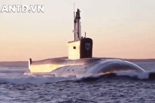 Siêu tàu ngầm hạt nhân của Nga bí mật đi qua bờ biển mà Mỹ không hay biết