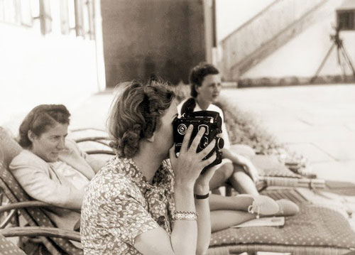 Tiết lộ những sự thật bất ngờ về vợ của trùm phát xít Hitler