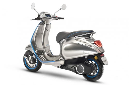 10. Vespa Elettrica.