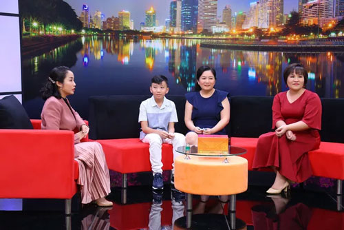 Ốc Thanh Vân: “Hai vợ chồng tôi từng rất xấu hổ, hối hận khi cãi nhau trước mặt con”