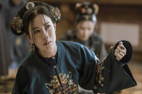 Chuyện Kế Hoàng hậu tự cắt tóc mình: Đó là nhát dao chặt đứt 3 giá trị đẹp đẽ nhất của người phụ nữ Mãn Châu