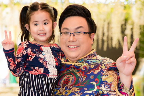 Gia Bảo than nhớ con đến phát khóc: 'Ba khổ tâm lắm'