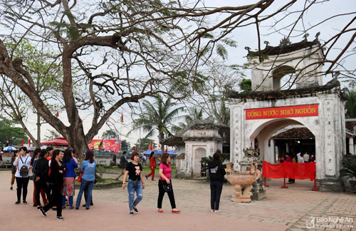 Khám phá nghệ thuật kiến trúc, điêu khắc độc đáo ở ngôi đền thiêng bậc nhất xứ Nghệ 