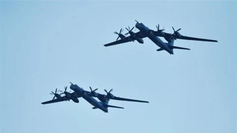 Mybat an vinhung chuyen bay cua Tu-95MS 