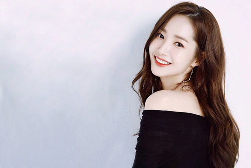 Lấy vitamin B1 trộn cùng sữa chua theo cách này, da mặt trắng mịn nõn nà như "vừa đi spa"