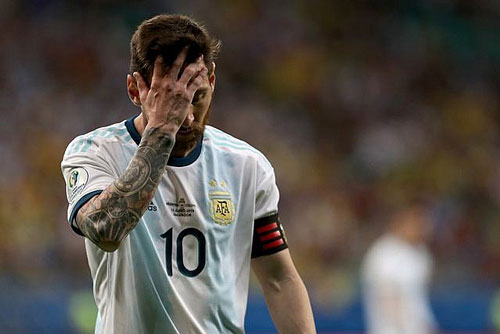 Messi bị CĐV Argentina “ghẻ lạnh”