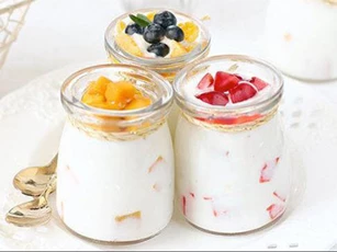 Cách phòng ngừa ung thư vú đơn giản và rẻ tiền nhất chính là… ăn sữa chua