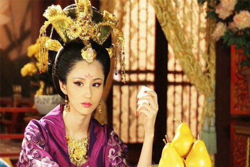 Bắt tại trận chồng "mây mưa" với người hầu, công chúa nhà Đường đánh ghen một trận kinh hoàng lưu danh sử sách