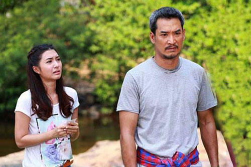 Là đứa trẻ bị bỏ rơi từ khi lọt lòng nên khi nghe người quen nói về tung tích của bố, tôi đi tìm và bật khóc khi đối mặt với ông ấy