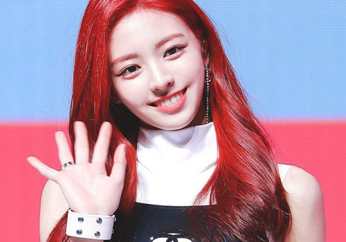 Bí quyết nào giúp Yuna (ITZY) trở thành 'cô em út siêu hút fan'?
