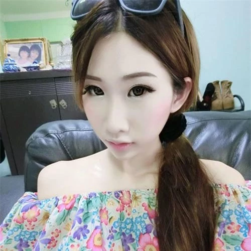 4 bà mẹ đẹp như hotgirl nổi tiếng cộng đồng mạng Singapore - 12