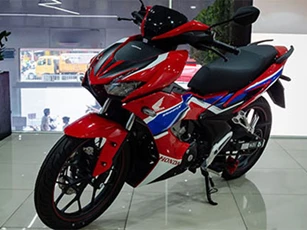 Honda Winner X giảm giá 'kịch sàn', quyết đấu Yamaha Exciter 150