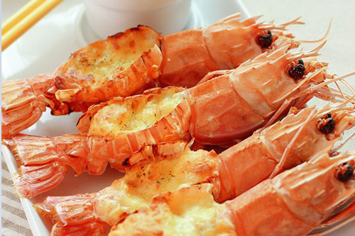 Tôm nướng bơ tỏi thơm ngon, hấp dẫn chiêu đãi cả nhà